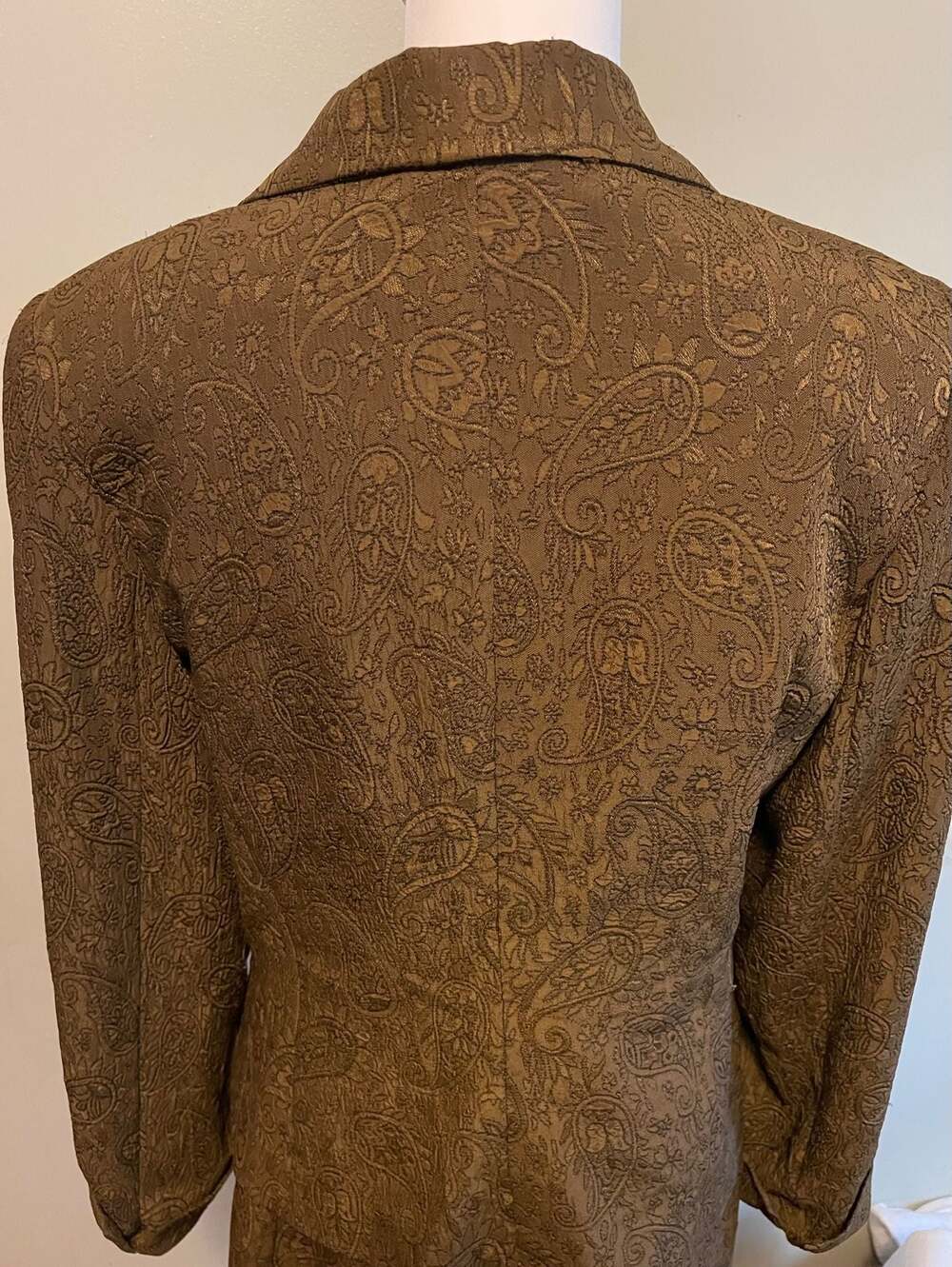 Vintage Paisley Professional Suit, Knit, by Giorgio Sant' Angelo, Sz. 10 - Picture 12 of 13